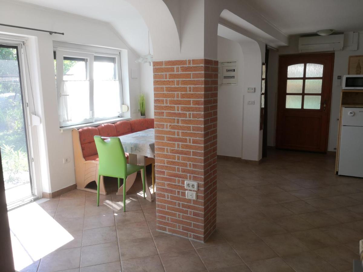 Solmar, Apartment With Big Terrace Near Nature Portorož Kültér fotó