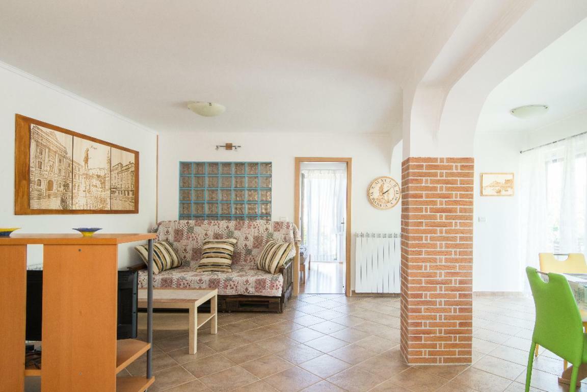 Solmar, Apartment With Big Terrace Near Nature Portorož Kültér fotó